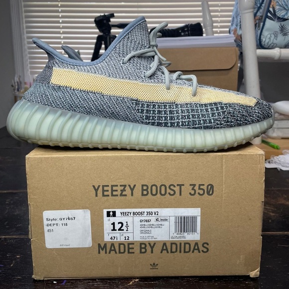 adidas gazelle silver green womens Adidas YEEZY BOOST 350 V2 'ASH BLUE' – DTLR main image 0